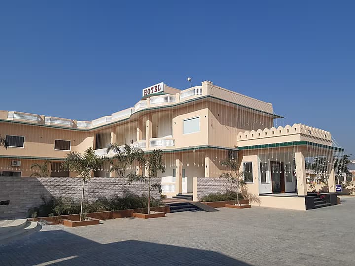Grand entrance